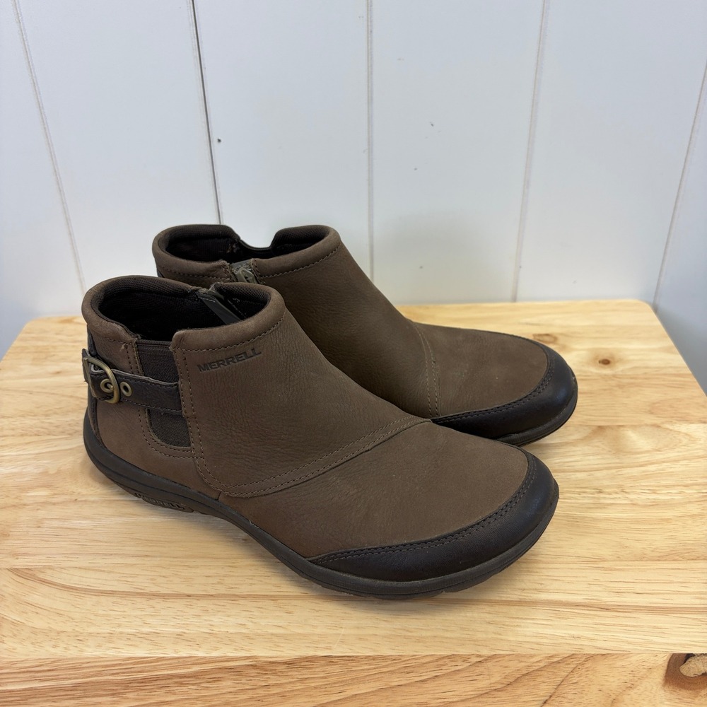 Merrell Gorpcore Leather Ankle Bootie Womens Size 8 Minimalist Rugged Outdoor